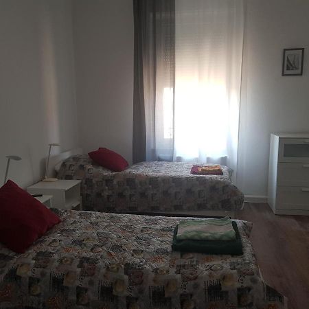 Gaestewohnung Mit Kueche Magdeburg An Der Elbe ภายนอก รูปภาพ